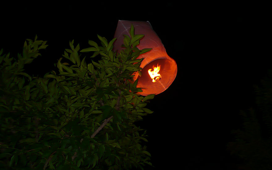 Khom Loy, Fluglaterne, Thailand